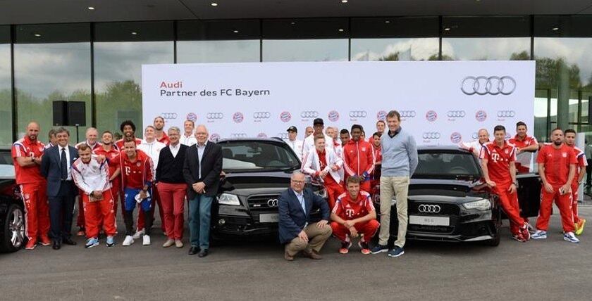 O modelo mais popular entre os jogadores
do Bayern é o novo RS 7 Sportback 4.0. Sete jogadores da equipe decidiram levá-lo
para casa