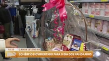 Dia dos Namorados movimenta comércio na 25 de Março, em São Paulo