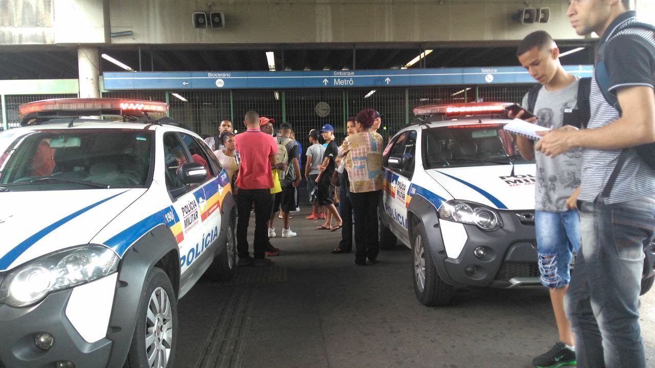 Passageiros foram impedidos de entrar