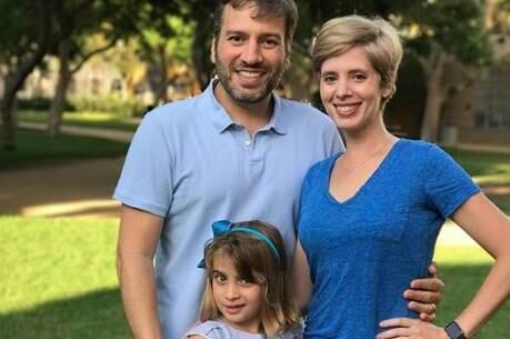 Dani Valente mora atualmente em Los Angeles, Califórnia