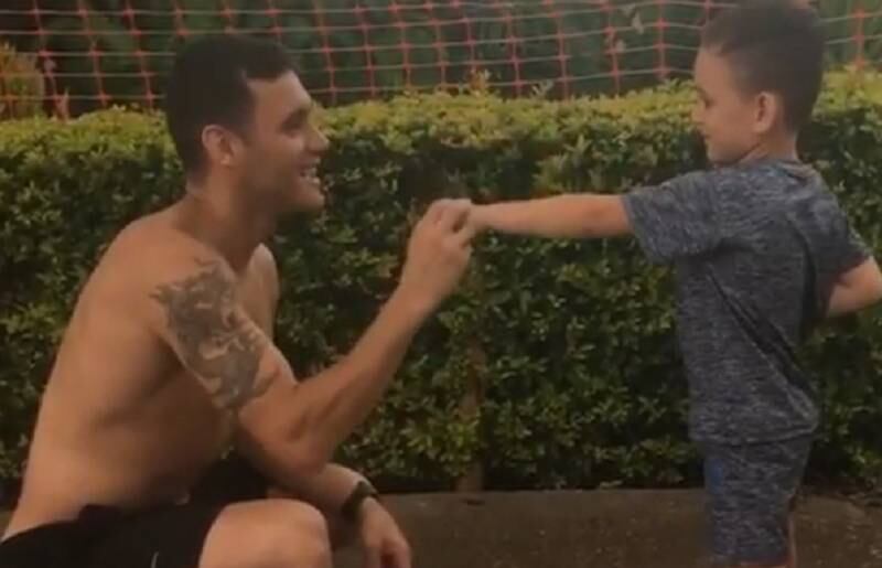 Brose compartilhou vídeo com o filho em seu Instagram