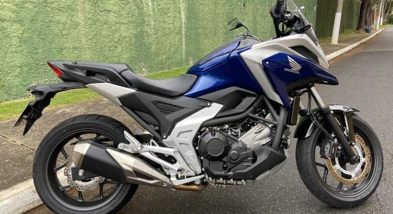 Conforto é proporcionado pelo novo curso de suspensão de 120 mm na versão 2022