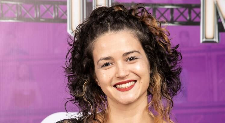 Débora Sanders 
Atriz, sanfoneira e palhaça 
