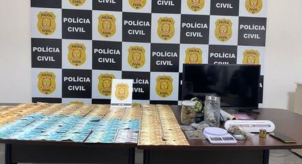 Além das drogas, cerca de R$ 11 mil foi apreendido no apartamento