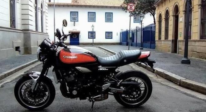 Magia dos 4 cilindros em linha desbanca concorrentes de 1 e 2 cilindros