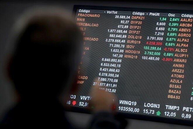Ibovespa abre em alta nesta terça-feira