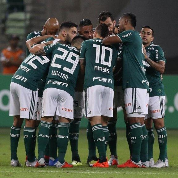 4° Palmeiras - 37 pontos
Chances de título - 4%
Chances de Libertadores- 54%
