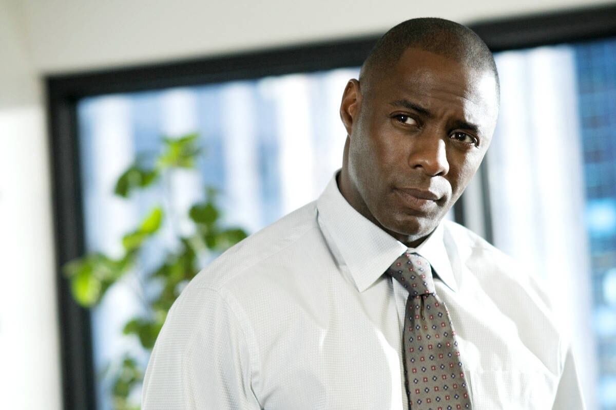 2) Ele é um ótimo ator
O que muita gente argumentou contra o autor Anthony Horowitz é que Idris é um excelente ator e, por isso, conseguiria interpretar qualquer tipo de papel, o que é verdade. O cara já mostrou seu talento em dramas como Mandela — O Caminho Para a Liberdade e a minissérie Luther, pela qual ganhou um Globo de Ouro de Melhor Ator. Além disso, ele prova suas habilidades em filmes mais leves e cheios de ação como os do universo da Marvel, nos quais vive o poderoso Heimdall. Então o talento do cara é o principal motivo para acreditar que ele seria um 007 perfeito

A Fazenda estreia em setembro e a temporada de realities pega fogo

