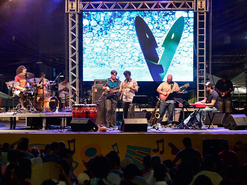 Clima na Barra é de agitação cultural
