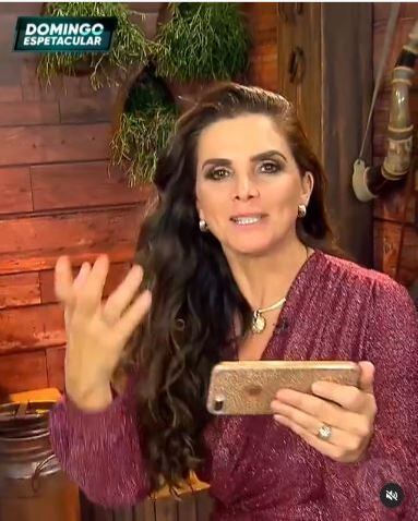 Luiza Ambiel responde os melhores (e os piores também!)
comentários sobre sua passagem por A Fazenda no quadro exclusivo do Domingo
Espetacular
