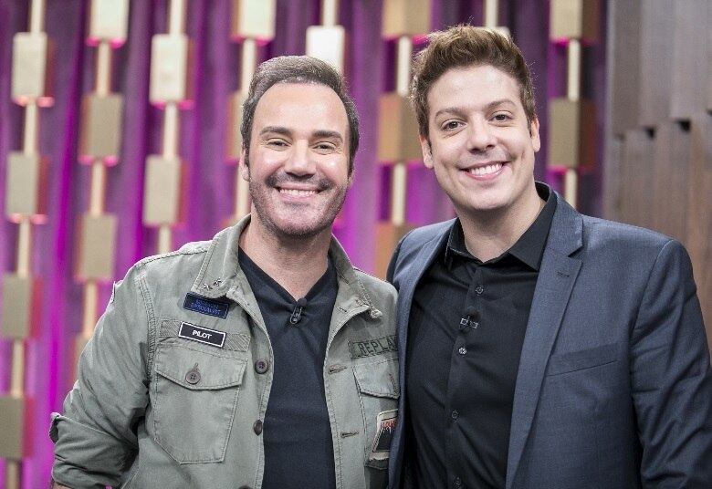 Fique ligado no Programa do Porchat desta terça-feira (29), a partir de 00h15, na Record TV