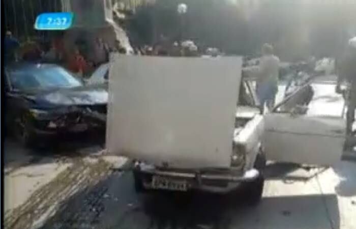 Motorista recebeu os primeiros socorros no local e depois foi levado para o hospital