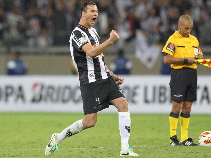 Réver se destacou com a camisa do Atlético-MG