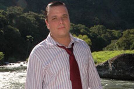 Thelmo Fernandes interpreta Nasinho em Ribeirão do Tempo