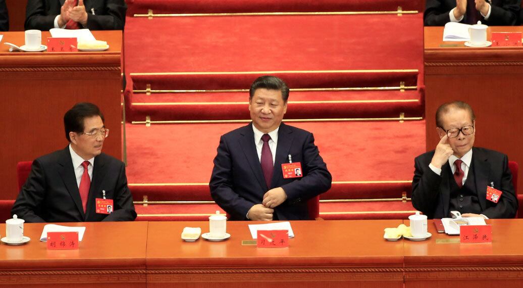 Xi Jinping (ao centro) abertura do 19º Congresso do Partido Comunista chinês