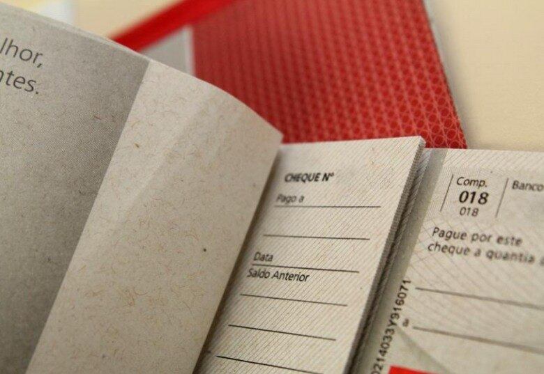 A elevação da inadimplência com cheques em maio deve-se aos impactos negativos da alta da inflação
