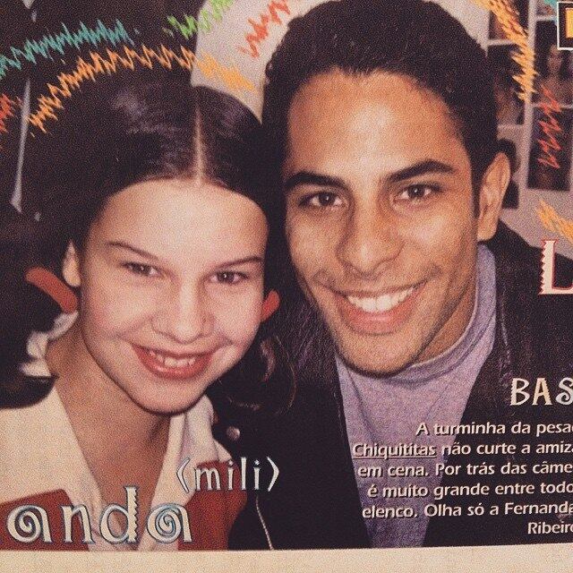Com rostinho de menino, ator de 44 anos começou a carreira ainda na adolescência, quando participou da novela Chiquititas, em 1997, ao lado de Jonatas Faro, Carla Diaz, Fernanda Souza e Flávia Monteiro