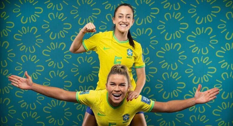 1. Da Copa para o Brasileirão

Três dos quatros times que disputam a semifinal poderão contar com os reforços que foram à Austrália defender a seleção brasileira na Copa do Mundo Feminina. No Corinthians, Lelê, Tamires, Duda Sampaio e Luana estão à disposição de Elias. O Santos tem de volta a goleira Camila, enquanto o Ferroviária pode escalar novamente Angelina 