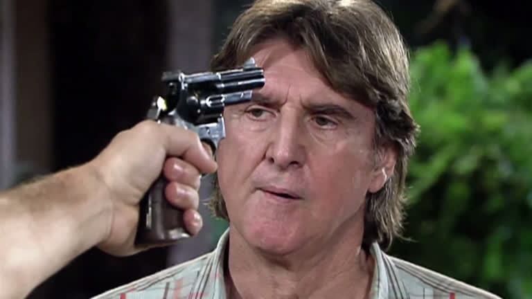 Sérgio Reis como Geraldo em Bicho do Mato