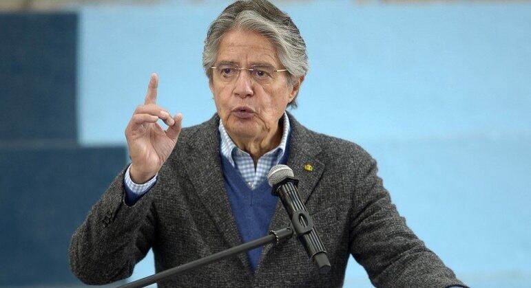 Guilhermo Lasso afirmou que pretende conversar com parlamentares privadamente