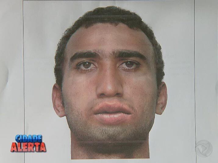 Antes de sair da casa, o homem revelou que fez tudo a mando do ex-marido, com quem ela foi casada durante 13 anos. Assista ao vídeo
+ Quer ver tudo o que rolou no Cidade Alerta? Veja a íntegra no R7 Play