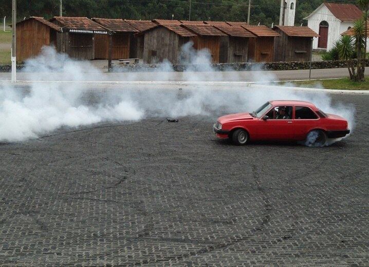 Este Chevettão está bonitão 