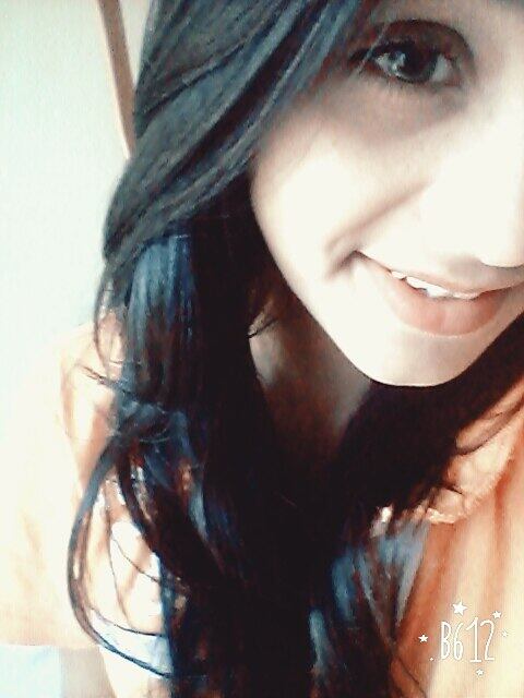 Ela teria sido abordada por homens que estavam em um carro quando estava a caminho da escola onde estuda