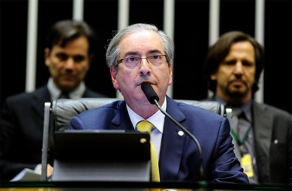 Cunha: 'Estamos sempre subordinados à vontade da opinião pública'