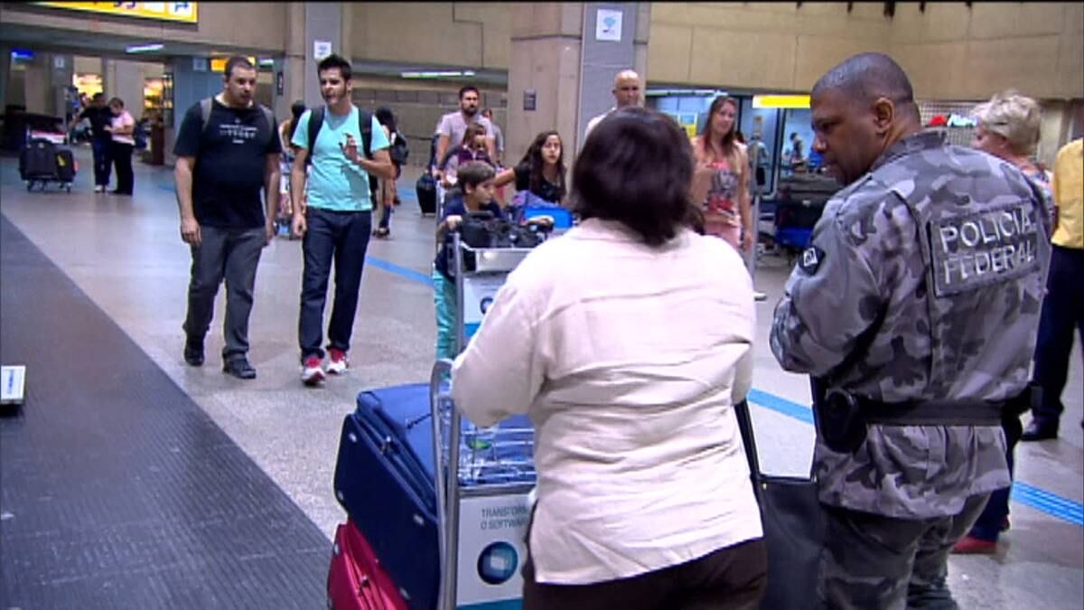 O Repórter em Ação
deste domingo (21) mostra como centenas de traficantes estrangeiras vivem a angústia
do isolamento na cadeia feminina de São Paulo

+ Assista às íntegras do Repórter em Ação. Clique aqui!
