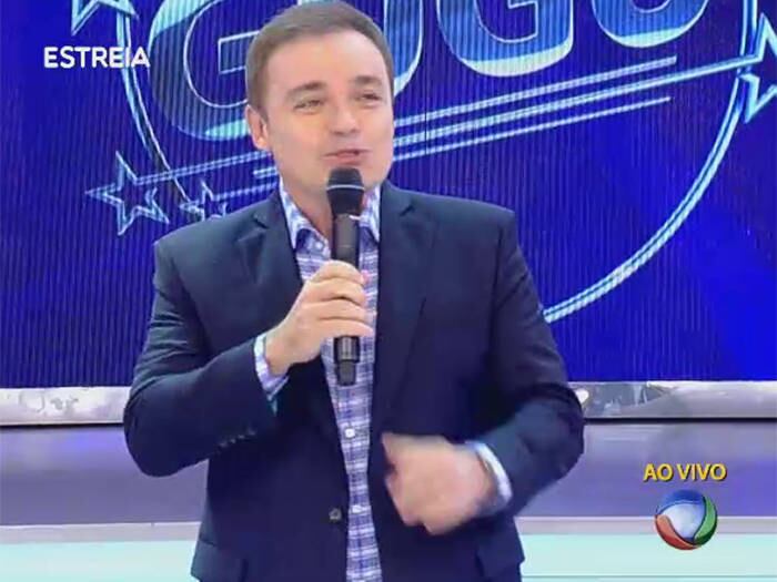

Em seus primeiros momentos no palco do programa do Gugu, o apresentador Gugu Liberato abriu o coração aos telespectadores para falar sobre a pausa de quase dois anos na carreira. Veja!

+ Curta a página do programa do Gugu no Facebook

+ Siga o programa do Gugu no Twitter
