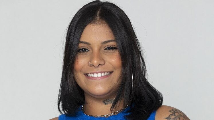 "O que eu vim fazer aqui, meu Deus do céu?", MC Mello
Durante a divisão das Casas da Vila, rolou até quem repensasse
seus objetivos! Ao cair na Laranja, a cantora sentiu um leve desespero tomar
conta