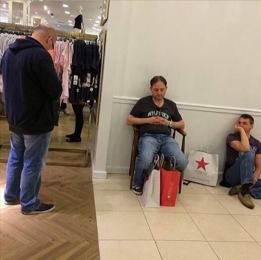 Os três estágios de quando se espera uma mulher...