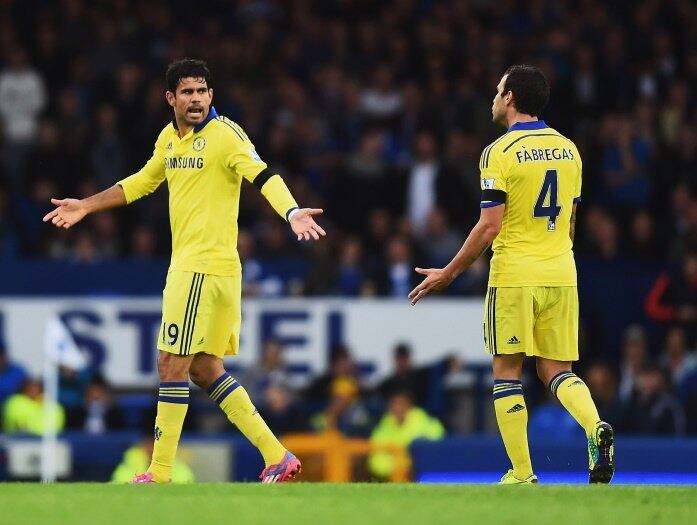 A dupla contratada pelo Chelsea para a temporada 2014/2015 composta por Diego Costa e Cesc Fábregas é o nome dos Blues até o momento. A equipe é líder do Campeonato Inglês com  cinco pontos de vantagem sobre o Manchester City e líder do Grupo G na Liga dos Campeões da UEFA

Botafogo dispensa quatro jogares e aumenta lista de polêmicas de Sheik
