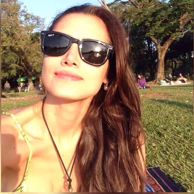 Em comunicado, a agência disse que a moça era uma “profissional
gentil, amável e promissora”