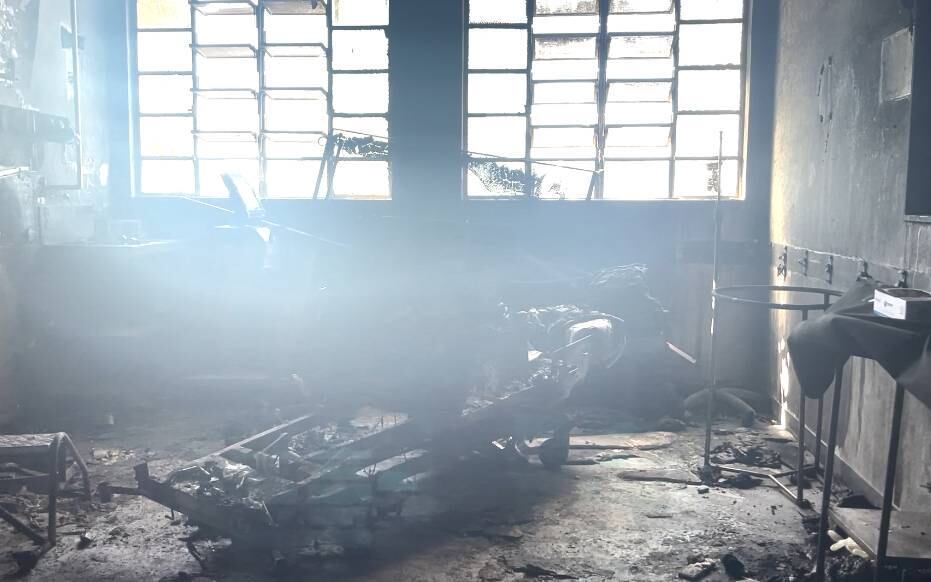 10º andar da unidade ficou destruído após incêndio
