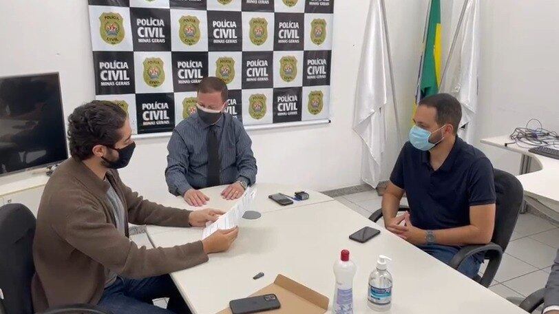 Presidente da CPI, vereador Gabriel Azevedo (sem partido) recebeu pen drive com documentos