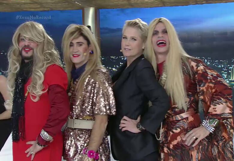 No palco, Xuxa também fez algumas observações. "Túlio, você está parecendo uma mulher que já vi na minha vida", comentou a loira 