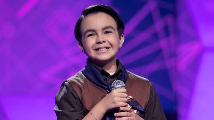 O gaúcho de 11 anos, Murielzinho, escolheu o clássico Nuvem
de Lágrimas, de Chitãozinho & Xororó e encantou jurados, que chegaram a dizer que se tratava de um cantor nato!