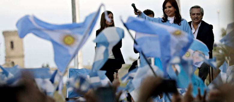 Domingo (27) é dia de eleições presidenciais na Argentina