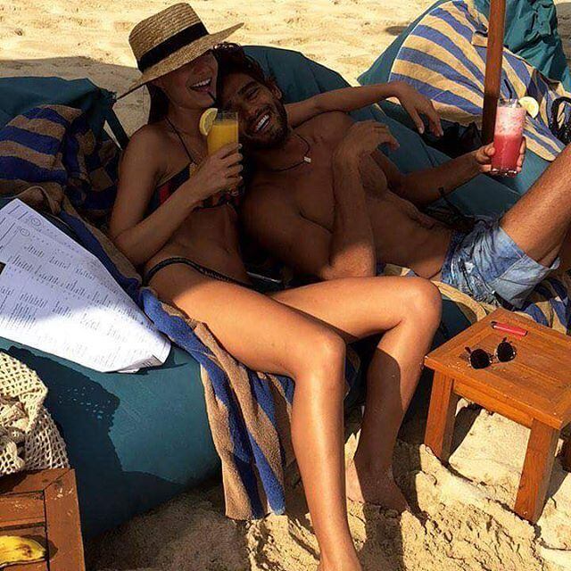 Há várias fotos rolando do novo casal na internet 