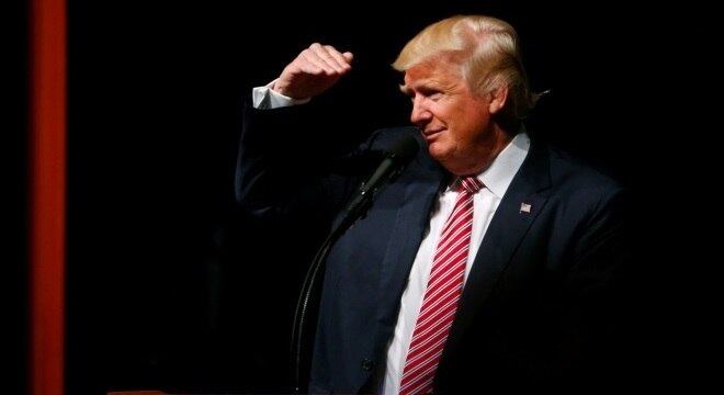 O candidato Donald Trump coleciona polêmicas e gafes
