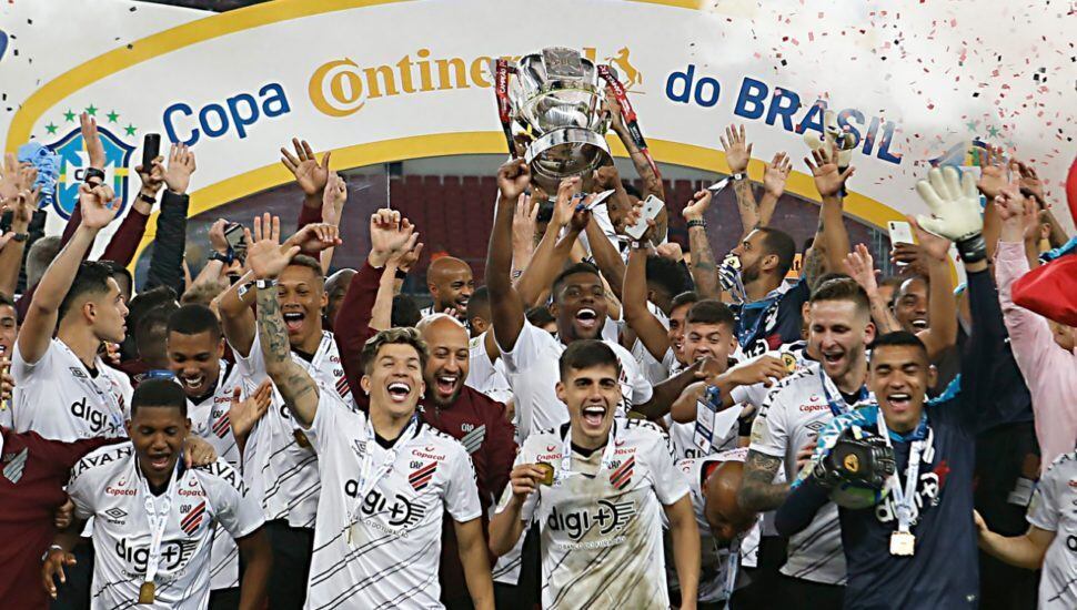 11º – O Athletico Paranaense têm 2 títulos internacionais (1 Copa Sul-Americana e 1 Copa Levain).
