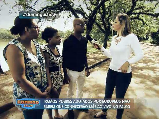 No entanto, de acordo com relatos da família biológica — encontrada por meio de profunda investigação, quando a avó soube que tinha perdido a guarda dos netos, tentou pegá-los de volta. Mas, já era tarde!


+ Emoção no Domingo Show! Após 20 anos, jovens adotados por europeus encontram a família biológica

+ Aproveite e confira as matérias do programa Domingo Show

+ Já curtiu a página do Domingo Show no Facebook? É só clicar!

+ Siga o Domingo Show no Twitter e receba conteúdos exclusivos!