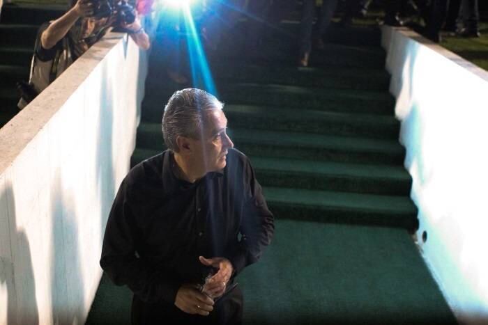 Fora do futebol desde que saiu do Corinthians em novembro de 2013, o técnico Tite já tem data para retornar ao trabalho à beira do campo.
Em entrevista exclusiva para o R7, Gilmar Veloz, empresário do treinador, comentou o que seu cliente vem fazendo para se manter inteirado do futebol e, de quebra, revelou quando o competente gaúcho deverá reassumir um time de futebol
Reportagem: Paulo Amaral, do R7