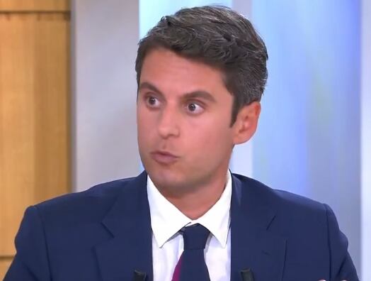 Gabriel Attal ocupa atualmente o cargo de secretário-geral do partido Renascimento, o mesmo do presidente Emmanuel Macron