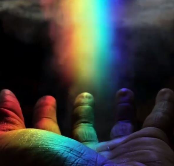 Esse arco-íris foi clicado por Paul O. @pauloctavious