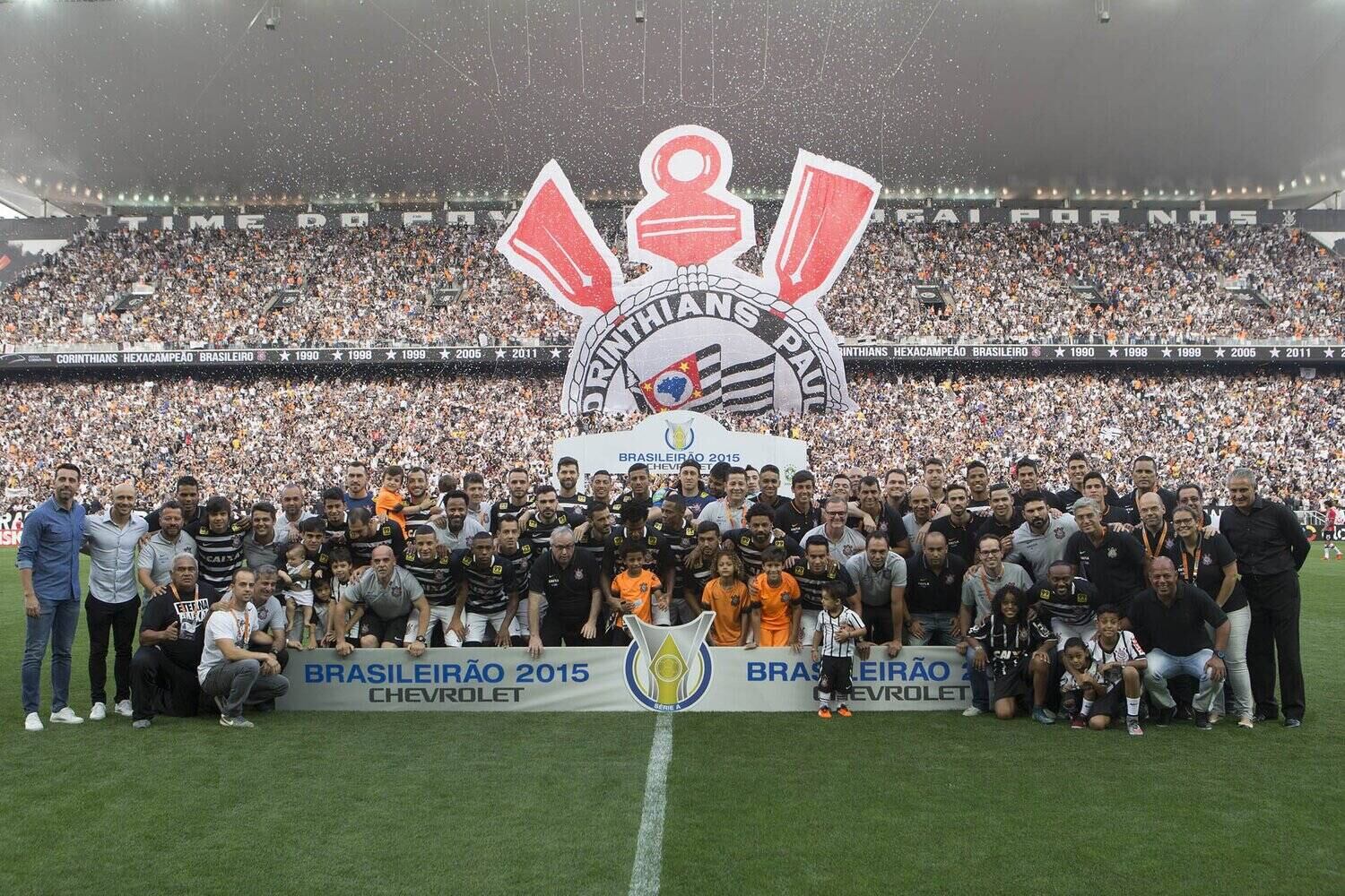 Brasileirão 2015
Campeão do 1º turno: Corinthians
Campeão: Corinthians