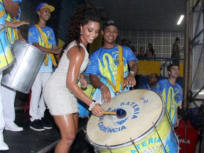 Juliana Alves estará mais uma vez à frente da bateria da Tijuca