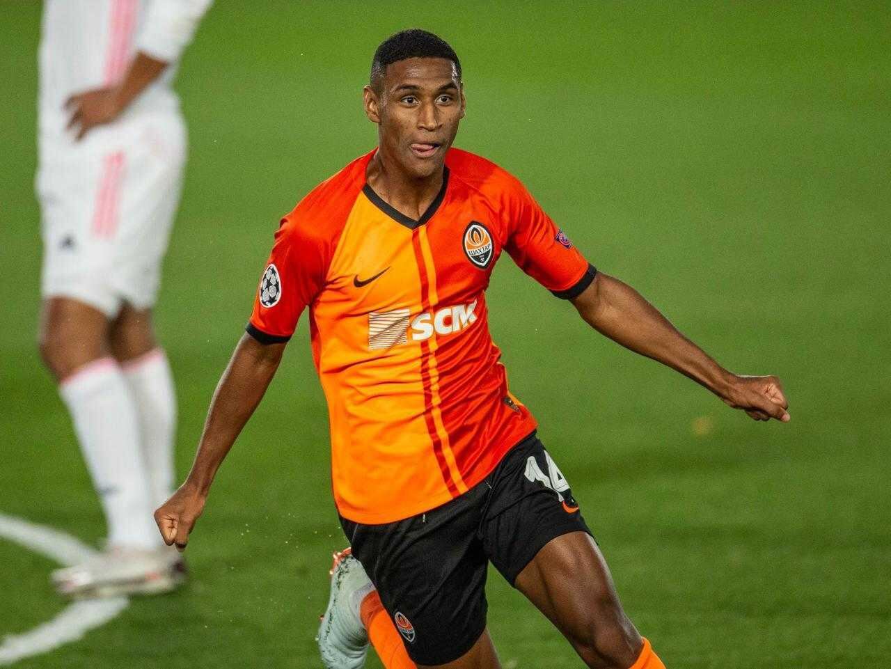 Revelado pelo Grêmio, Tetê não chegou a atuar muito pelo Imortal e foi vendido bem novo ao Shakhtar, em 2019.