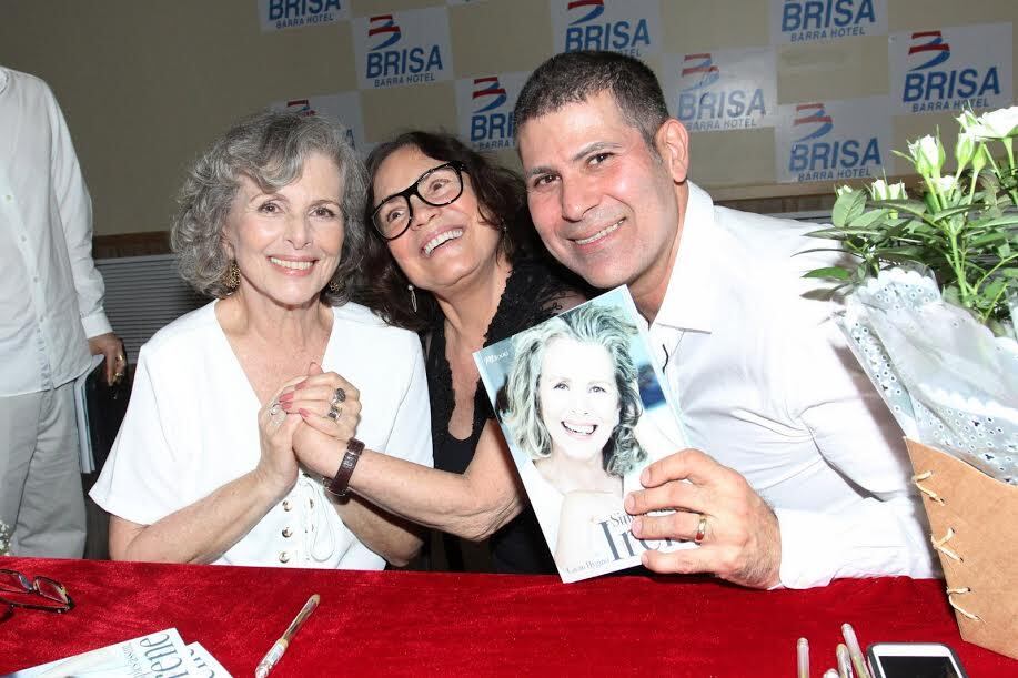 Regina Duarte não deixou de demonstrar seu carinho por Irene Ravache